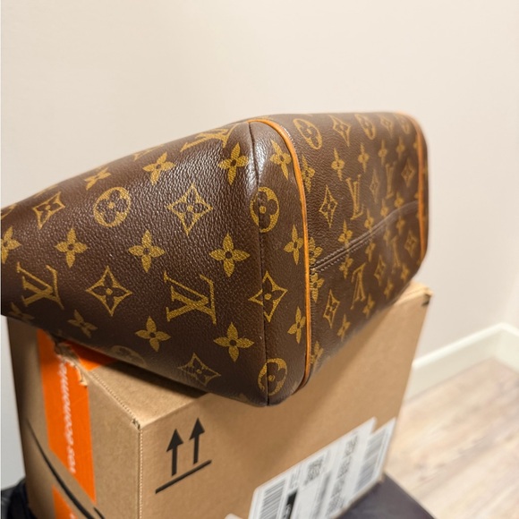 Louis Vuitton Totally PM - Picture 10 of 15